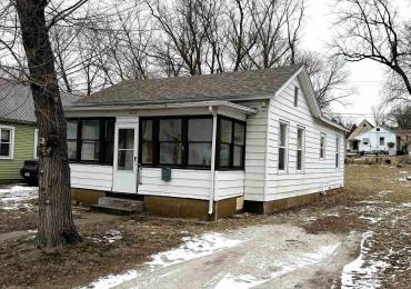 529 SCHRADER Street, Havana, Illinois, 2 Bedrooms Bedrooms, ,1 BathroomBathrooms,Residential,For Sale,SCHRADER,RMACA1034457