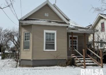 1023 EAST Street, Jacksonville, Illinois, 2 Bedrooms Bedrooms, ,1 BathroomBathrooms,Residential,For Sale,EAST,RMACA1034478