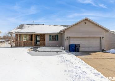 2733 12TH Street, Clinton, Iowa, 3 Bedrooms Bedrooms, ,3 BathroomsBathrooms,Residential,For Sale,12TH,RMAQC4260610