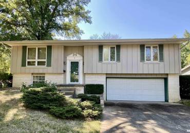 5 INDIAN TRAIL Road, Macomb, Illinois, 4 Bedrooms Bedrooms, ,3 BathroomsBathrooms,Residential,For Sale,INDIAN TRAIL,RMAPA1256096