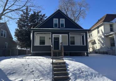 1926 MYRTLE Street, Davenport, Iowa, 3 Bedrooms Bedrooms, ,1 BathroomBathrooms,Residential,For Sale,MYRTLE,RMAQC4260620