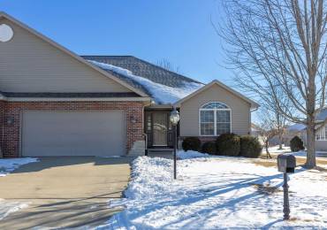 10820 Dorset Street, Peoria, Illinois, 2 Bedrooms Bedrooms, ,2 BathroomsBathrooms,Residential,For Sale,Dorset,RMAPA1256119