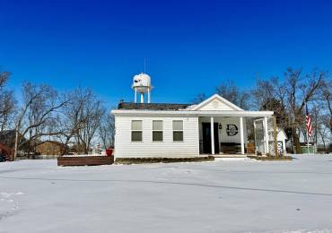 111 EDWARDS Street, New Boston, Illinois, 3 Bedrooms Bedrooms, ,1 BathroomBathrooms,Residential,For Sale,EDWARDS,RMAQC4260471