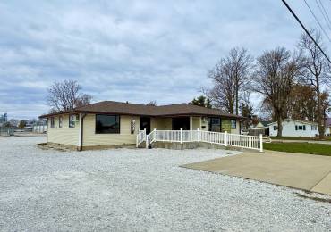 501 Pittsfield Road, Mt Sterling, Illinois, ,Commercial Sale,For Sale,Pittsfield,RMACA1034607