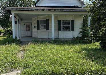 502 RANDOLPH Street, Pinckneyville, Illinois, 3 Bedrooms Bedrooms, ,1 BathroomBathrooms,Residential,For Sale,RANDOLPH,RMAEB454354