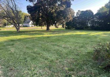 641 13TH Avenue North, Clinton, Iowa, ,Land,For Sale,13TH,RMAQC4260985