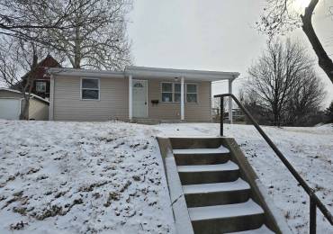 700 3RD Street, Quincy, Illinois, 2 Bedrooms Bedrooms, ,1 BathroomBathrooms,Residential,For Sale,3RD,RMACA1034823