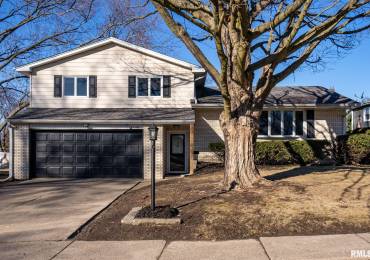 2140 KRAFTMEYER Drive, Davenport, Iowa, 3 Bedrooms Bedrooms, ,3 BathroomsBathrooms,Residential,For Sale,KRAFTMEYER,RMAQC4261017