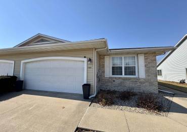 1123 HAWTHORN Ridge, Macomb, Illinois, 4 Bedrooms Bedrooms, ,3 BathroomsBathrooms,Residential,For Sale,HAWTHORN,RMAPA1256376