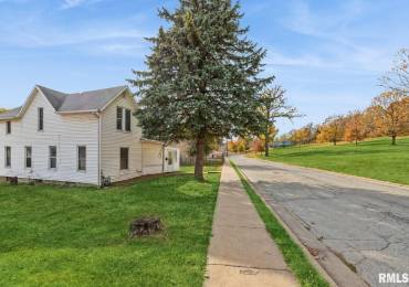 1831 9TH Street, Davenport, Iowa, 3 Bedrooms Bedrooms, ,1 BathroomBathrooms,Residential,For Sale,9TH,RMAQC4259530