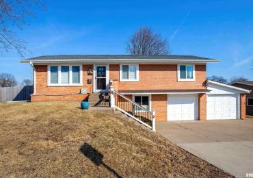 2925 OLYMPIA Drive, Bettendorf, Iowa, 3 Bedrooms Bedrooms, ,2 BathroomsBathrooms,Residential,For Sale,OLYMPIA,RMAQC4261055