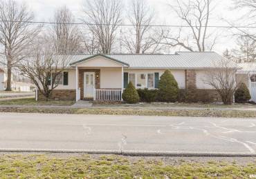 100 Rea Street, Valier, Illinois, 2 Bedrooms Bedrooms, ,3 BathroomsBathrooms,Residential,For Sale,Rea,RMAQC4261068