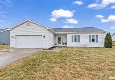 500 GLENN Drive, Chatham, Illinois, 3 Bedrooms Bedrooms, ,2 BathroomsBathrooms,Residential,For Sale,GLENN,RMACA1034557