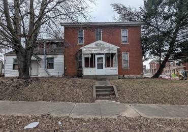 702 SPRING Street, Quincy, Illinois, 3 Bedrooms Bedrooms, ,1 BathroomBathrooms,Residential,For Sale,SPRING,RMACA1034892