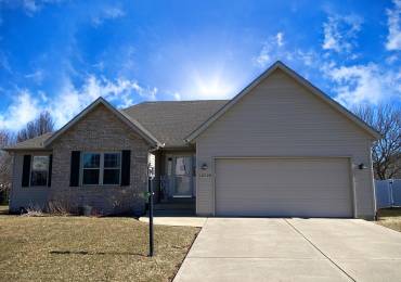 10708 Fieldgrove Drive, Dunlap, Illinois, 4 Bedrooms Bedrooms, ,3 BathroomsBathrooms,Residential,For Sale,Fieldgrove,RMAPA1256380