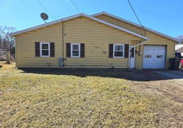 1301 FENLEY Street, Pekin, Illinois, 3 Bedrooms Bedrooms, ,1 BathroomBathrooms,Residential,For Sale,FENLEY,RMAPA1256420