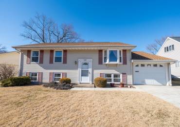 2105 VALENTINE Avenue, Pekin, Illinois, 3 Bedrooms Bedrooms, ,1 BathroomBathrooms,Residential,For Sale,VALENTINE,RMAPA1256423