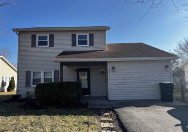 1395 CYPRESS Drive, Carbondale, Illinois, 3 Bedrooms Bedrooms, ,1 BathroomBathrooms,Residential,For Sale,CYPRESS,RMAQC4261113