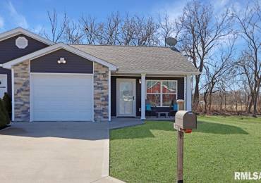 204 FIELD Drive, Bowling Green, MO, 1 Bedroom Bedrooms, ,1 BathroomBathrooms,Residential,For Sale,FIELD,RMAQC4261114