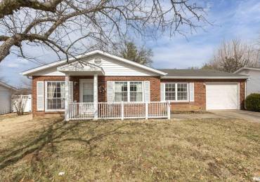 1806 SUNSET Drive, Carbondale, Illinois, 3 Bedrooms Bedrooms, ,1 BathroomBathrooms,Residential,For Sale,SUNSET,RMAEB456880