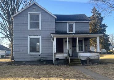 531 1ST Avenue, Clinton, Iowa, 3 Bedrooms Bedrooms, ,1 BathroomBathrooms,Residential,For Sale,1ST,RMAQC4261140