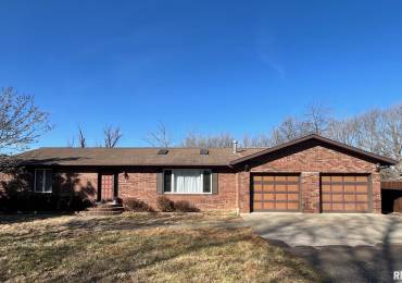 21 Cedar Crest Lane, Makanda, Illinois, 3 Bedrooms Bedrooms, ,3 BathroomsBathrooms,Residential,For Sale,Cedar Crest,RMAQC4261141