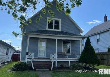 121 15TH Street, Silvis, Illinois, 2 Bedrooms Bedrooms, ,1 BathroomBathrooms,Residential,For Sale,15TH,RMAQC4261159