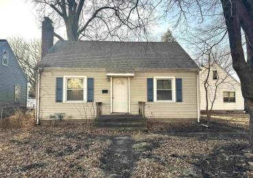 3304 11TH Street, Rock Island, Illinois, 2 Bedrooms Bedrooms, ,1 BathroomBathrooms,Residential,For Sale,11TH,RMAQC4261183