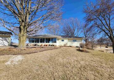 11700 300 Street North, Hillsdale, Illinois, 4 Bedrooms Bedrooms, ,2 BathroomsBathrooms,Residential Lease,For Rent,300,RMAQC4261187