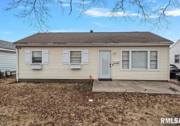 1718 WOLFE Street, Springfield, Illinois, 3 Bedrooms Bedrooms, ,1 BathroomBathrooms,Residential,For Sale,WOLFE,RMACA1035008