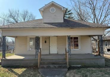 1804 OAK Street, West Frankfort, Illinois, 2 Bedrooms Bedrooms, ,1 BathroomBathrooms,Residential,For Sale,OAK,RMAEB457119