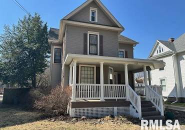 265 WEBSTER Avenue, Jacksonville, Illinois, 4 Bedrooms Bedrooms, ,2 BathroomsBathrooms,Residential,For Sale,WEBSTER,RMACA1035032