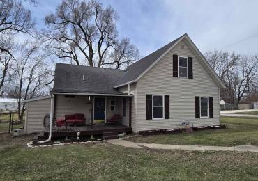 601 PEARL Street, Griggsville, Illinois, 3 Bedrooms Bedrooms, ,1 BathroomBathrooms,Residential,For Sale,PEARL,RMAQC4261318