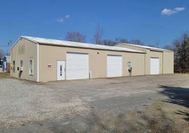 112 MISSOURI Avenue, Salem, Illinois, ,Commercial Sale,For Sale,MISSOURI,RMAEB457139