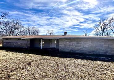 4516 MARKET Street, Mulkeytown, Illinois, 3 Bedrooms Bedrooms, ,3 BathroomsBathrooms,Residential,For Sale,MARKET,RMAEB457142