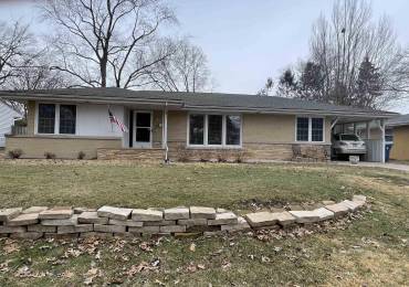 921 WESTVIEW Drive, Springfield, Illinois, 2 Bedrooms Bedrooms, ,2 BathroomsBathrooms,Residential,For Sale,WESTVIEW,RMACA1035058