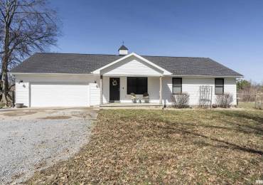 3440 Dr Springs Road, Carterville, Illinois, 3 Bedrooms Bedrooms, ,2 BathroomsBathrooms,Residential,For Sale,Dr Springs,RMAEB457044