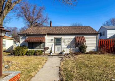 4313 23RD Avenue, Rock Island, Illinois, 3 Bedrooms Bedrooms, ,1 BathroomBathrooms,Residential,For Sale,23RD,RMAQC4261374