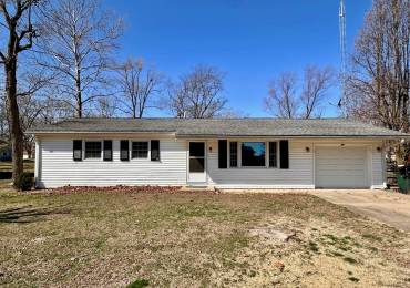 107 LOCUST Street, Meredosia, Illinois, 3 Bedrooms Bedrooms, ,1 BathroomBathrooms,Residential,For Sale,LOCUST,RMACA1035079