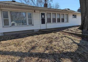 304 MINCH Street, South Pekin, Illinois, 3 Bedrooms Bedrooms, ,1 BathroomBathrooms,Residential,For Sale,MINCH,RMAPA1256584