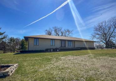 972 910 E Street, Mt Sterling, Illinois, 3 Bedrooms Bedrooms, ,2 BathroomsBathrooms,Residential,For Sale,E,RMACA1035097