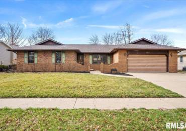 1116 Green Meadow Lane, Springfield, Illinois, 3 Bedrooms Bedrooms, ,2 BathroomsBathrooms,Residential,For Sale,Green Meadow,RMACA1035110