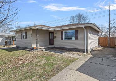 1812 CAMDEN Street, Springfield, Illinois, 3 Bedrooms Bedrooms, ,2 BathroomsBathrooms,Residential,For Sale,CAMDEN,RMACA1035118