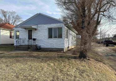 912 34TH Avenue, Rock Island, Illinois, 2 Bedrooms Bedrooms, ,1 BathroomBathrooms,Residential,For Sale,34TH,RMAQC4261426