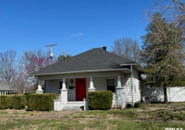 516 BRYAN Avenue, Carterville, Illinois, 3 Bedrooms Bedrooms, ,2 BathroomsBathrooms,Residential,For Sale,BRYAN,RMAEB457203