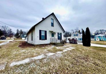 4403 12TH Street, Rock Island, Illinois, 3 Bedrooms Bedrooms, ,1 BathroomBathrooms,Residential,For Sale,12TH,RMAQC4261535