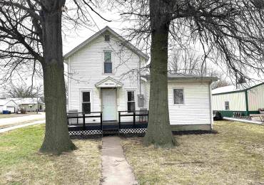 816 BROAD Street, Sabula, Iowa, 2 Bedrooms Bedrooms, ,1 BathroomBathrooms,Residential,For Sale,BROAD,RMAQC4261556