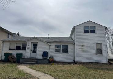 629 ORCHARD Street, Macomb, Illinois, 4 Bedrooms Bedrooms, ,2 BathroomsBathrooms,Residential,For Sale,ORCHARD,RMAPA1256689