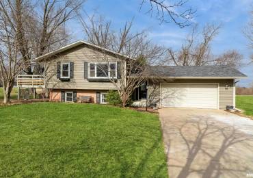 603 SUNCREST Drive, Sherrard, Illinois, 3 Bedrooms Bedrooms, ,2 BathroomsBathrooms,Residential,For Sale,SUNCREST,RMAQC4261593