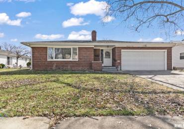 2604 ARLINGTON Drive, Springfield, Illinois, 3 Bedrooms Bedrooms, ,3 BathroomsBathrooms,Residential,For Sale,ARLINGTON,RMACA1035228